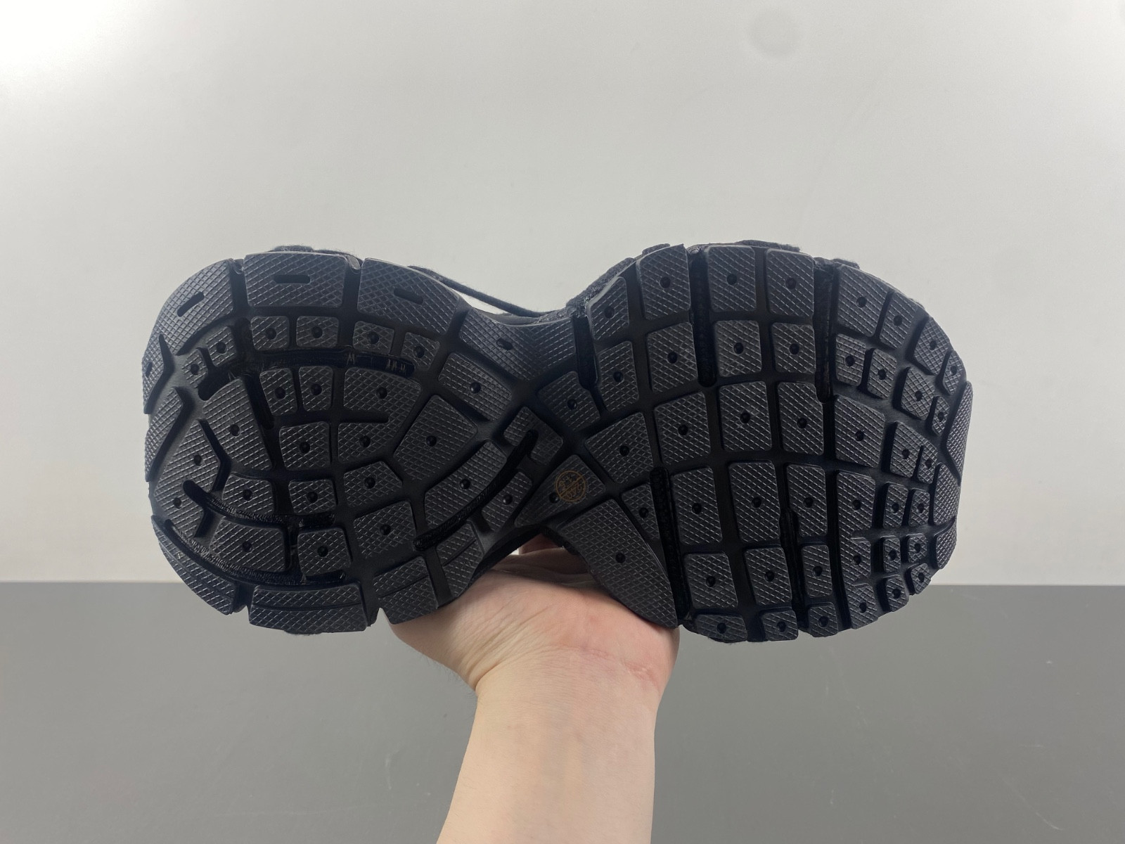 bc 3xl sneaker