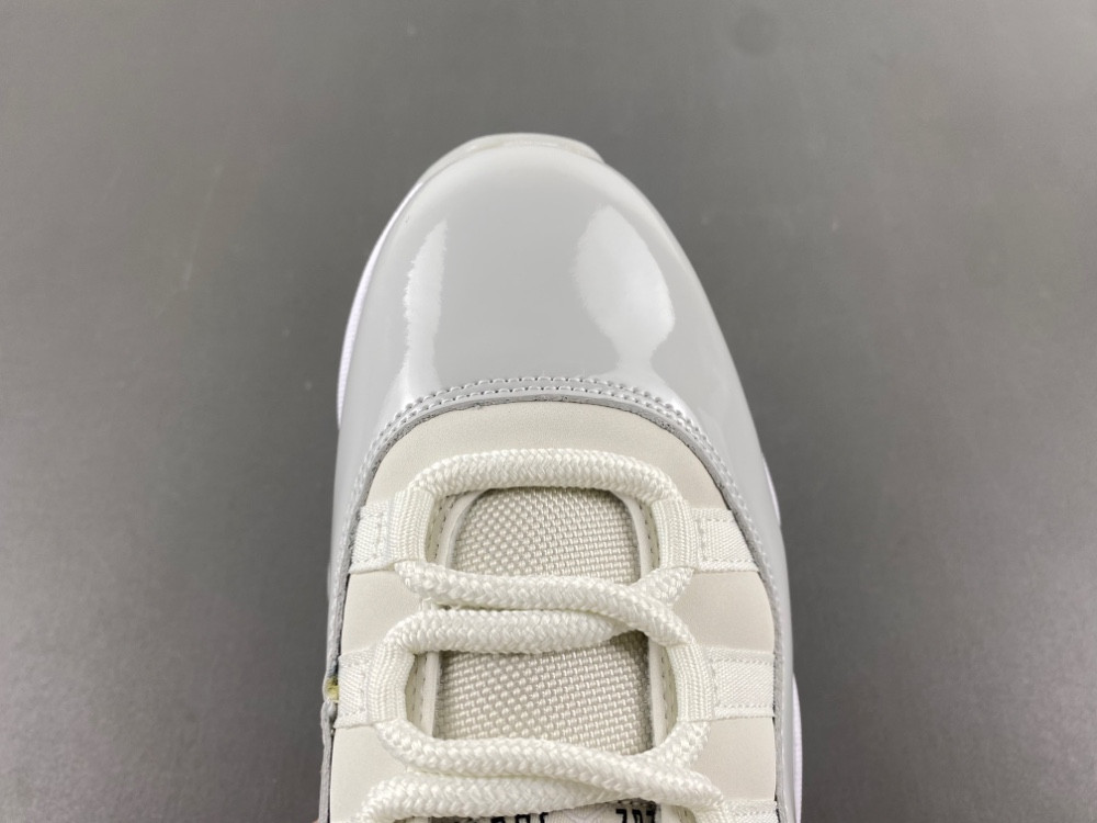 Air Jordan 11 “Grand Finale” (Sail) AR0715-110