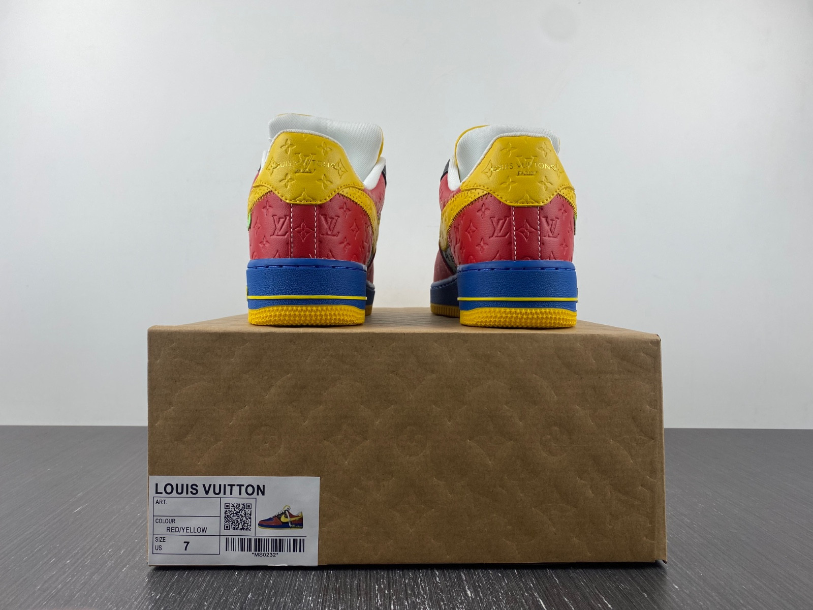 lvt x nike air force1