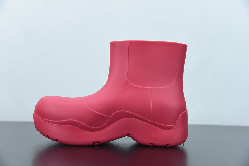 Bo*te*ga ve*ne*ta sneaker