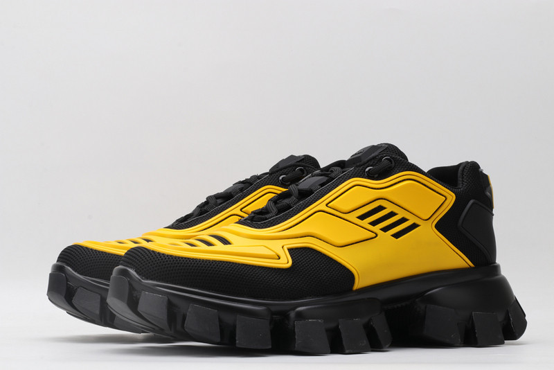 pr sneaker