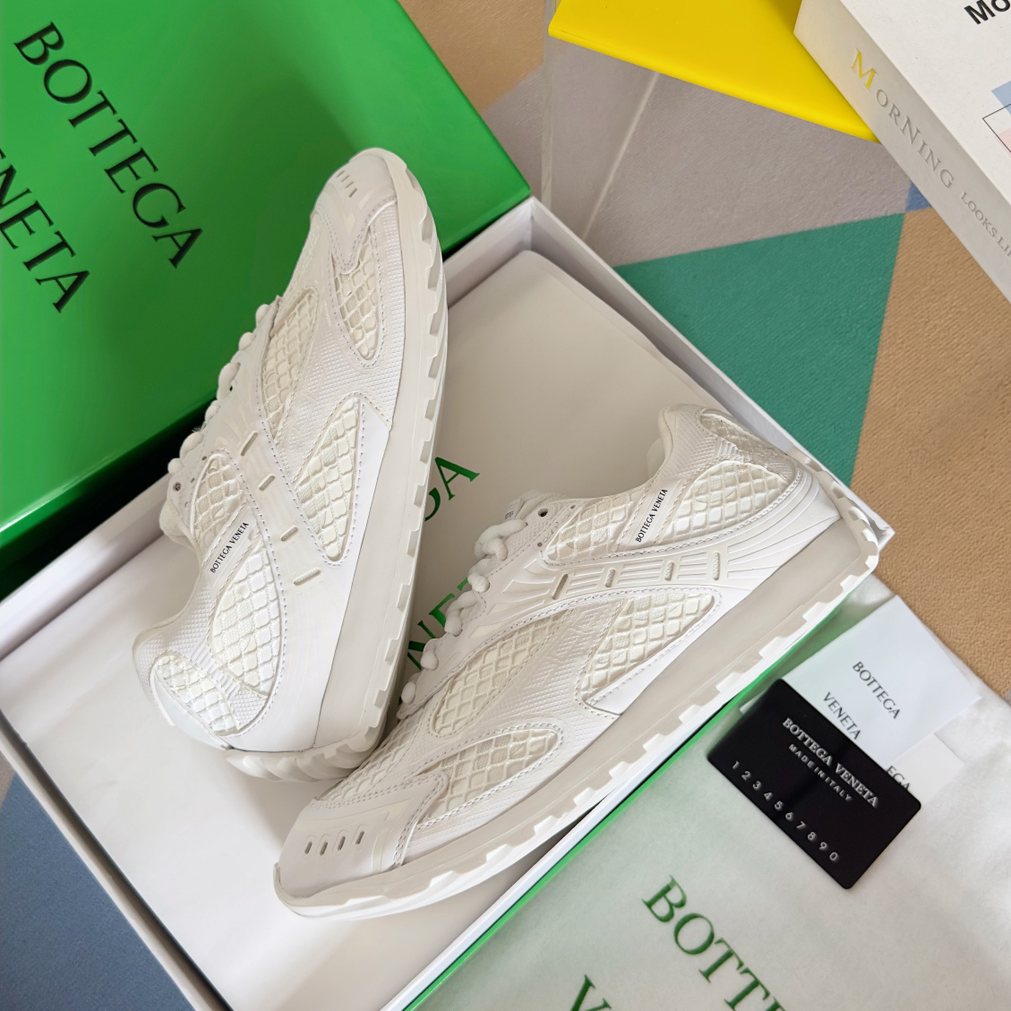 b0tte*a Ven*ta orbit sneaker