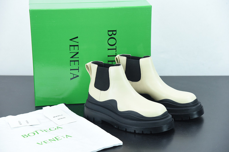 Bo*te*ga ve*ne*ta sneaker