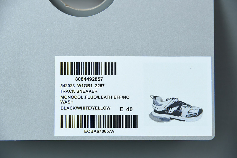 bc track sneaker