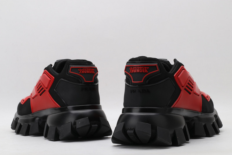pr sneaker