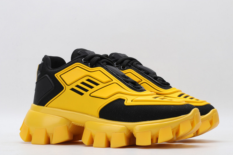 pr sneaker