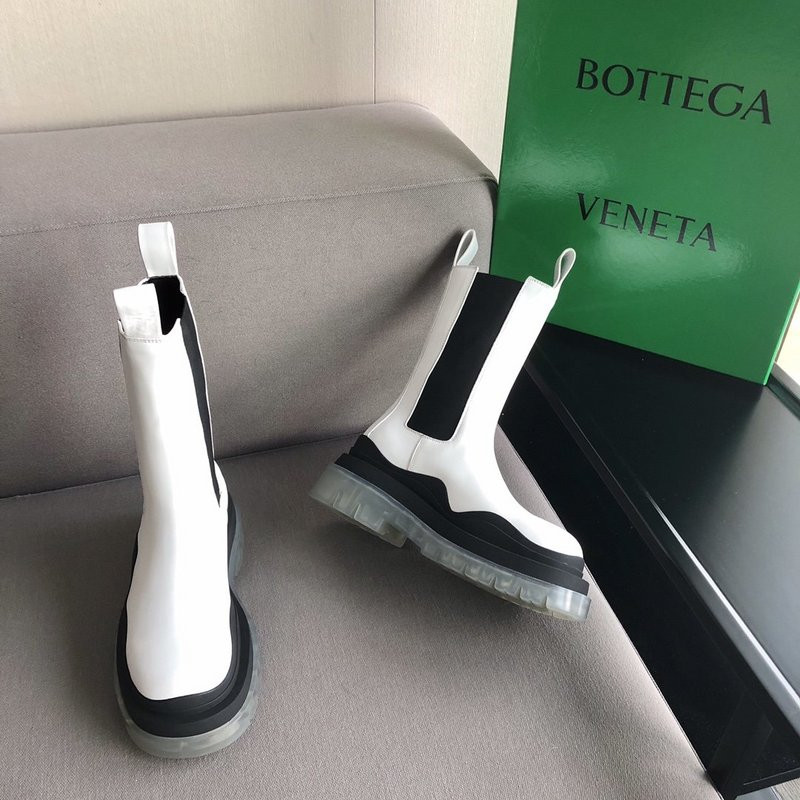 Bo*te*ga ve*ne*ta sneaker