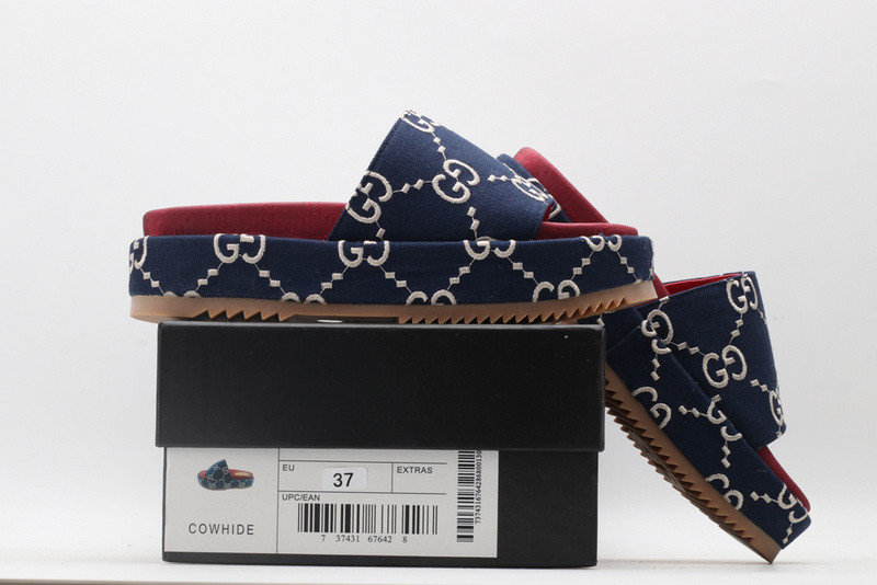 g*u*i sandals