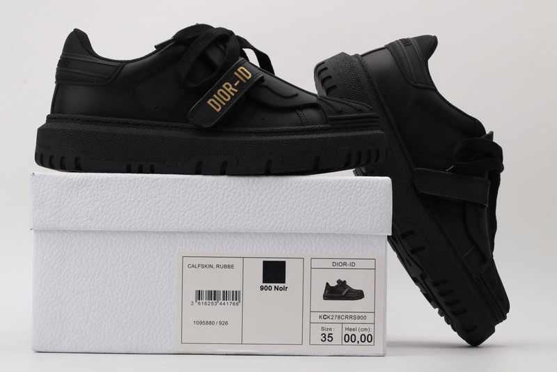dio* sneaker