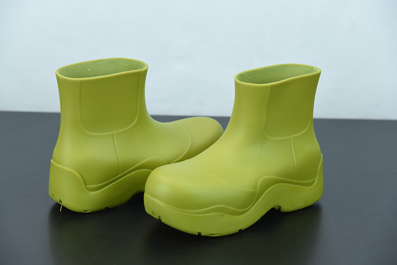 Bo*te*ga ve*ne*ta sneaker