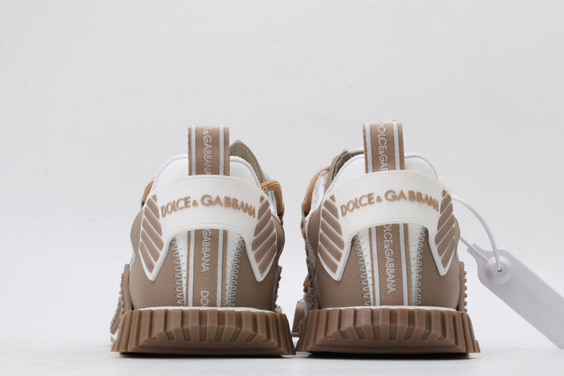 dg sneaker