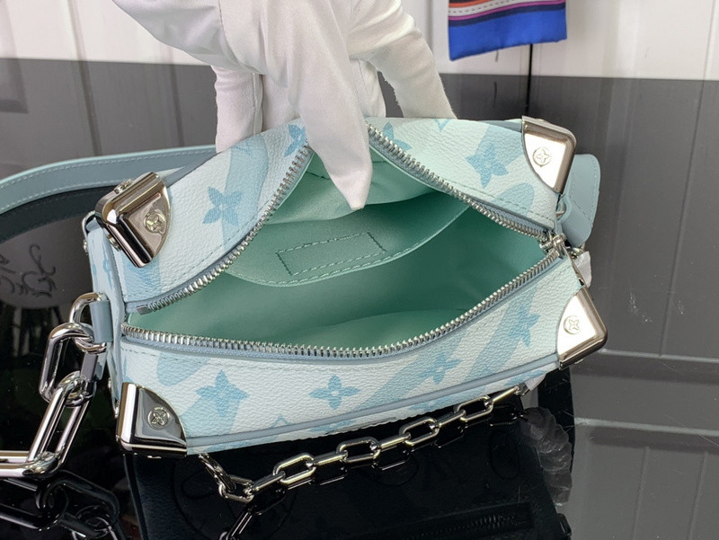 LVT PURSE