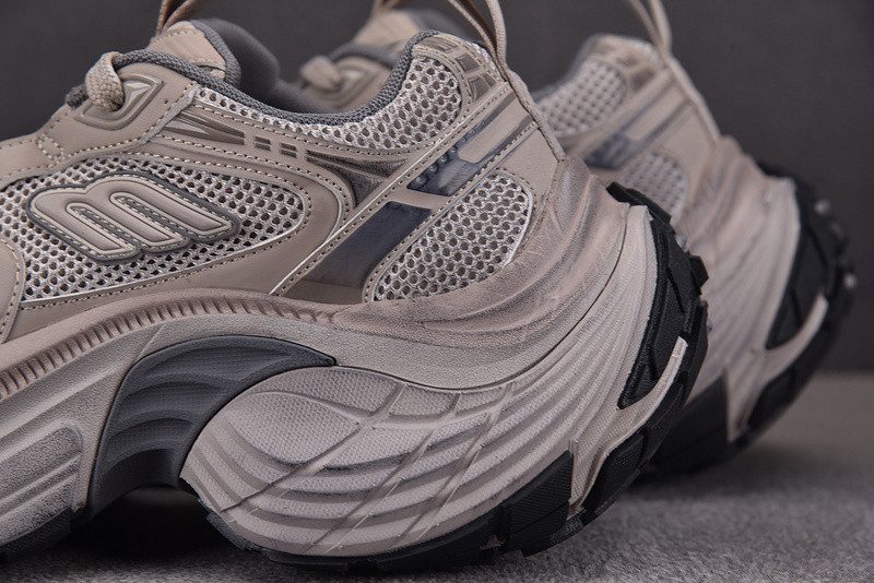BC XL SNEAKERS