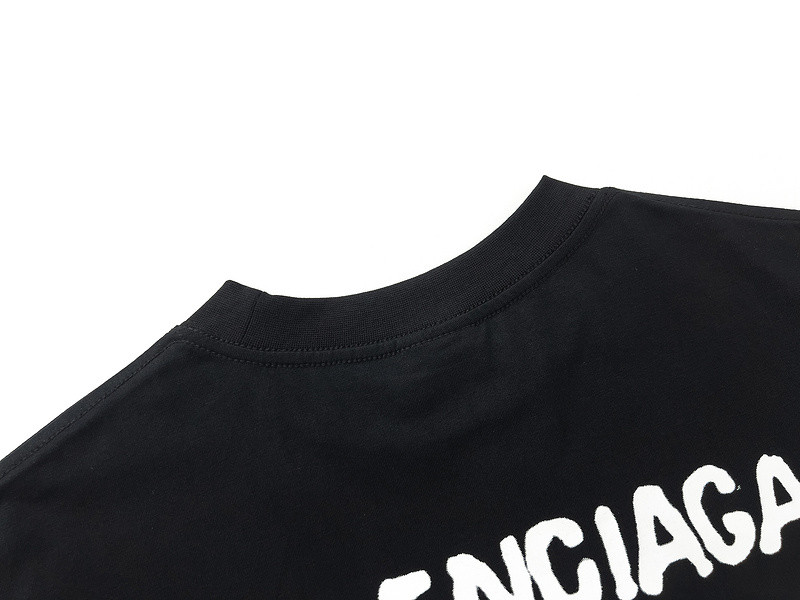 Ba*len*cia*ga clothes