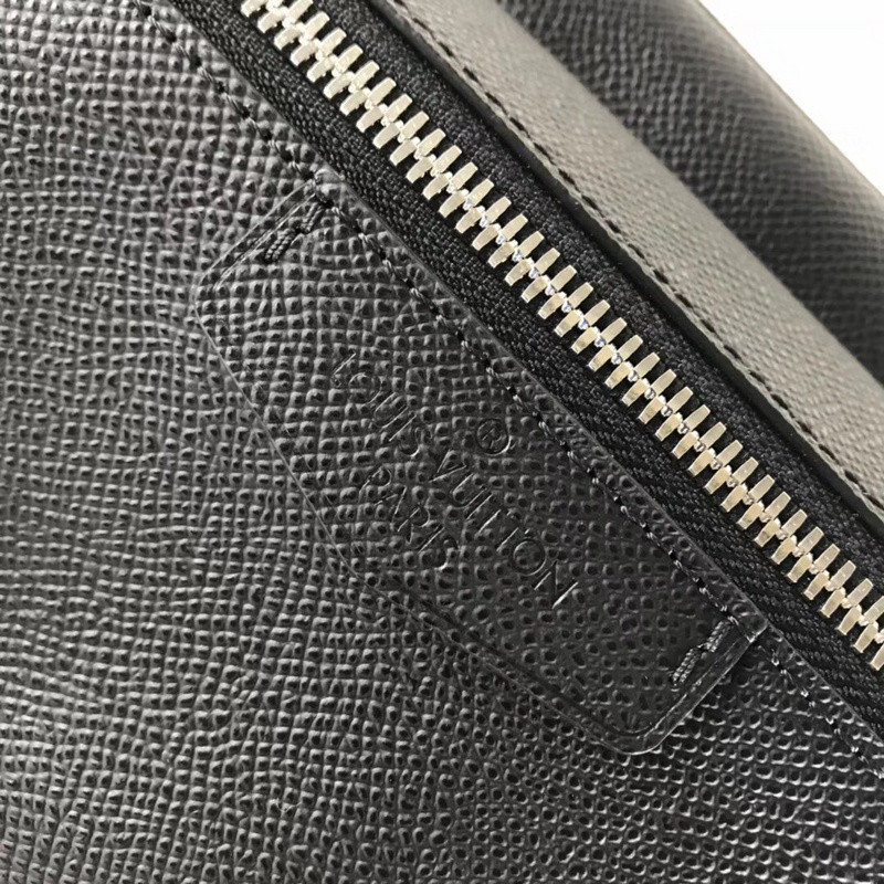 LVT PURSE