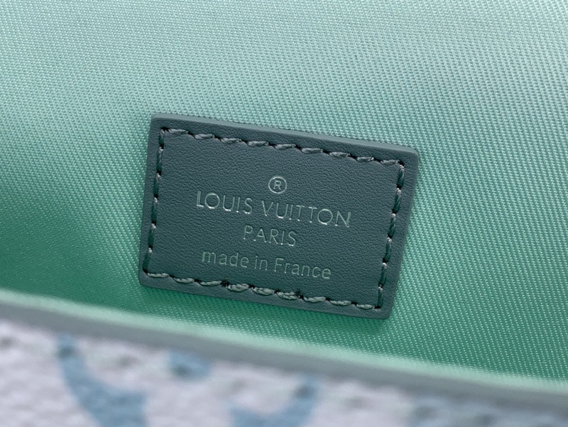 LVT PURSE