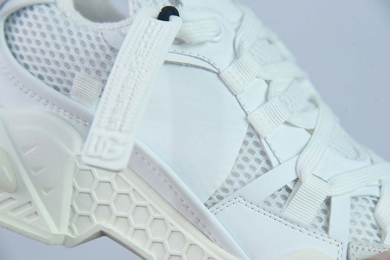 dg sneaker