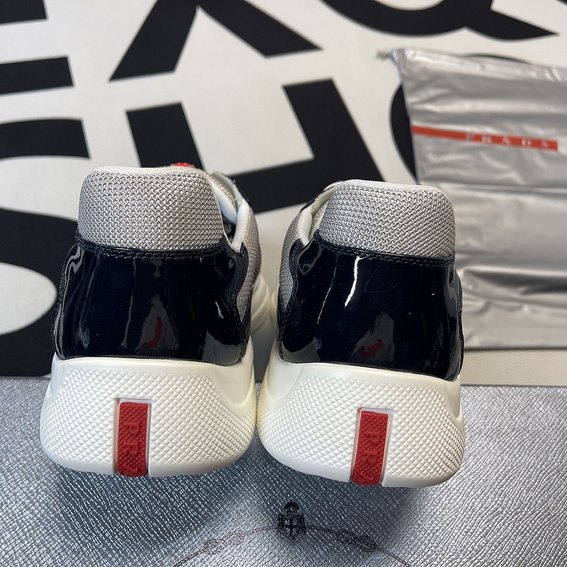 pr sneaker