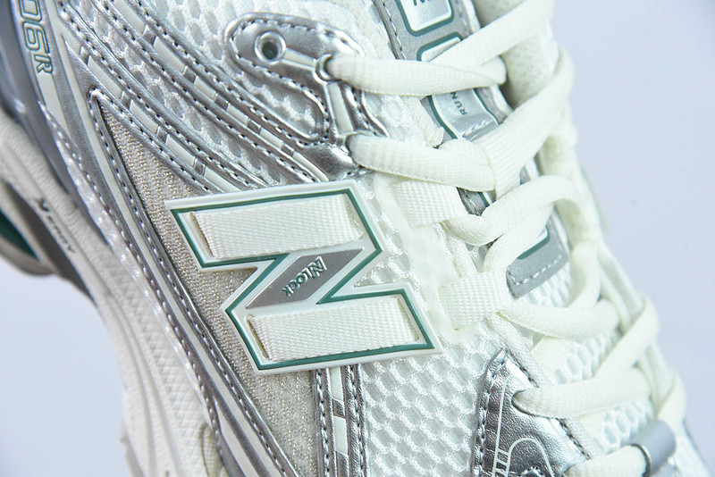 new balance sneaker