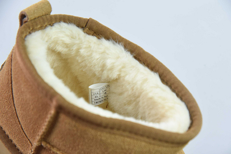 UGG