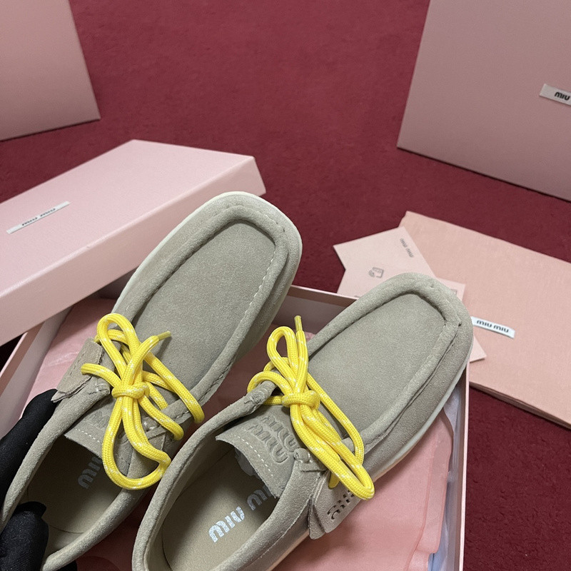 mIUMIU SNEAKER