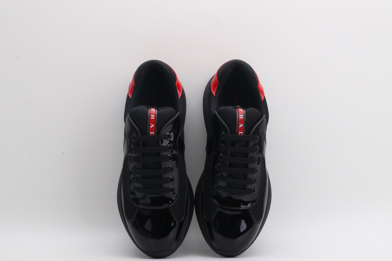 pr sneaker