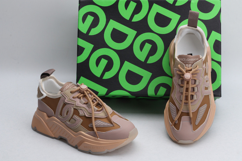 dg sneaker