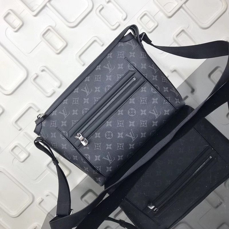 LVT PURSE