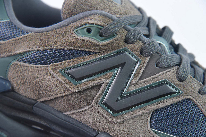 new balance sneaker