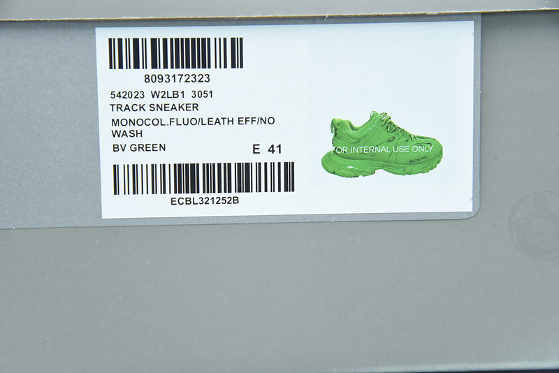 bc track sneaker