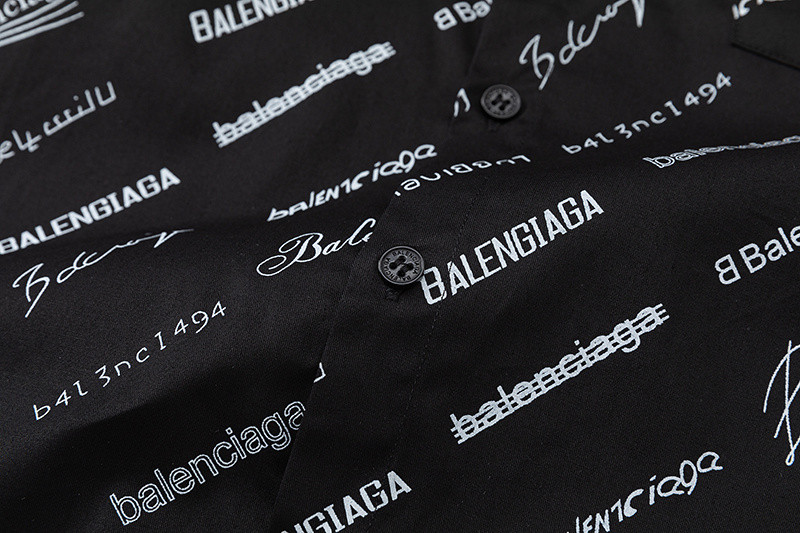 Ba*len*cia*ga clothes