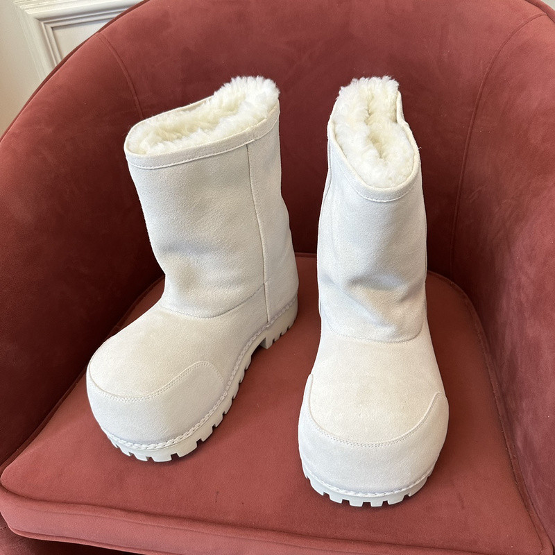 BC BOOTS