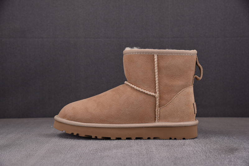 UGG