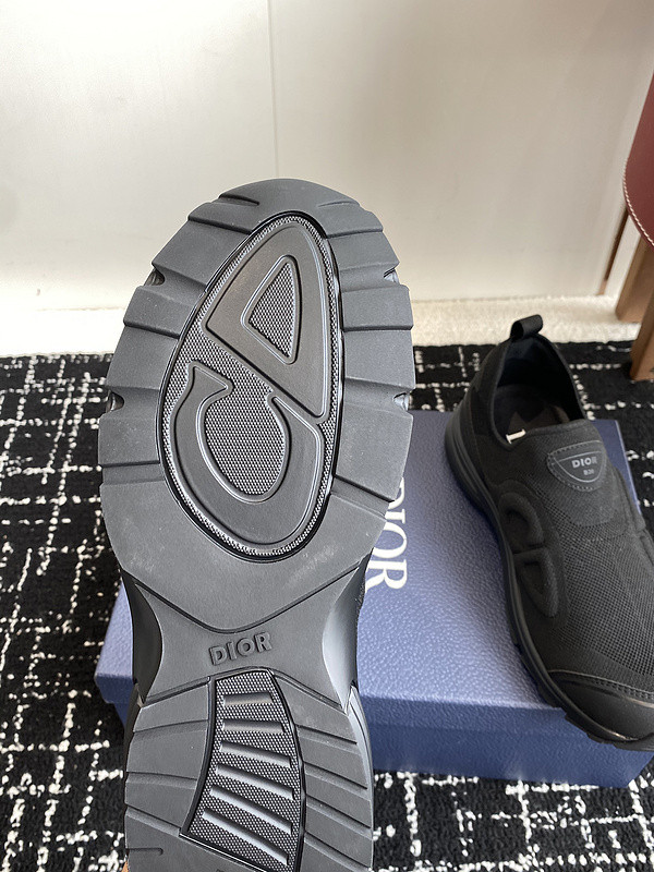DIO* SNEAKER