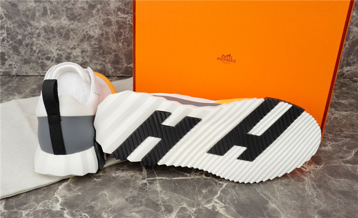 H**mes sneaker