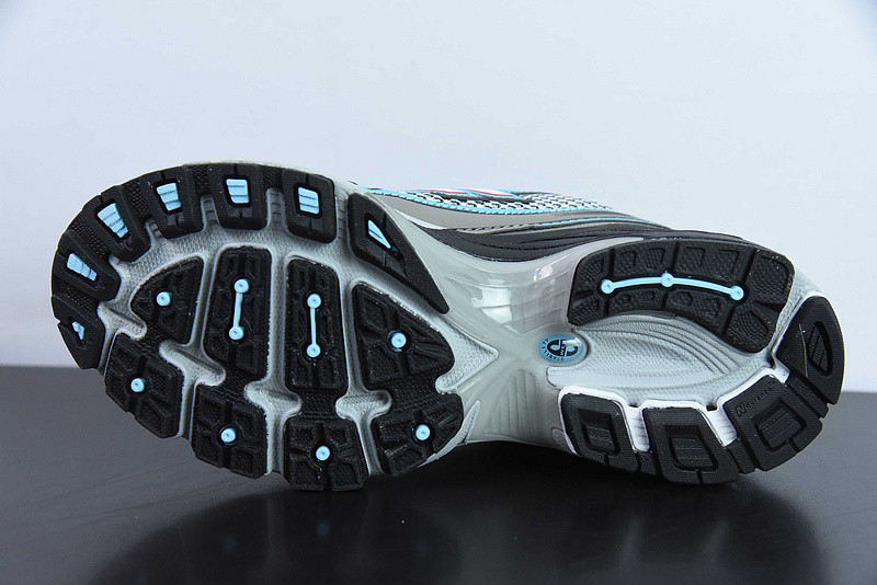 new balance sneaker