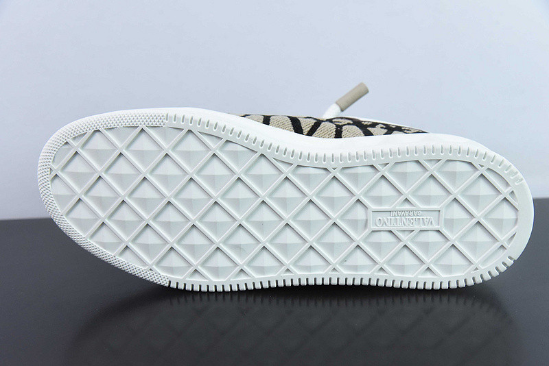 valentino sneaker