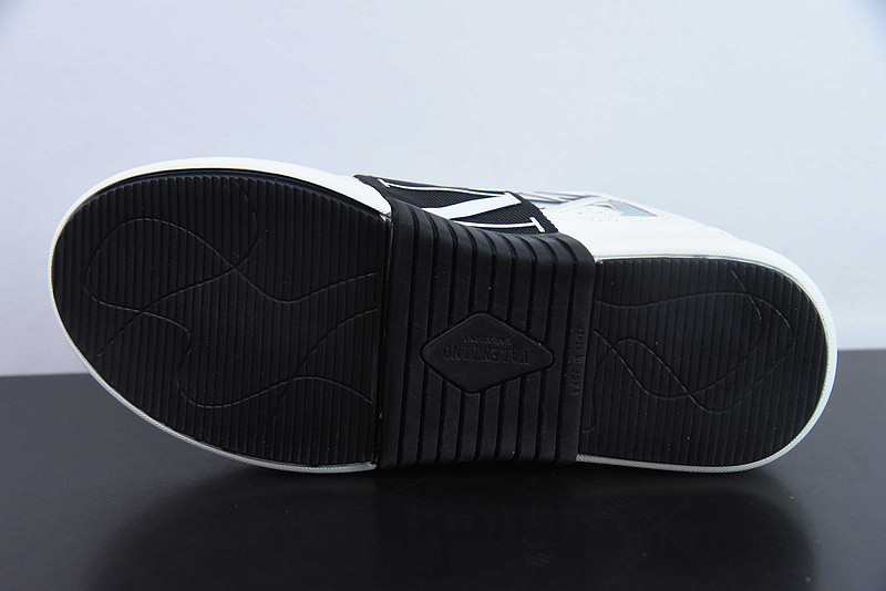 valentino sneaker