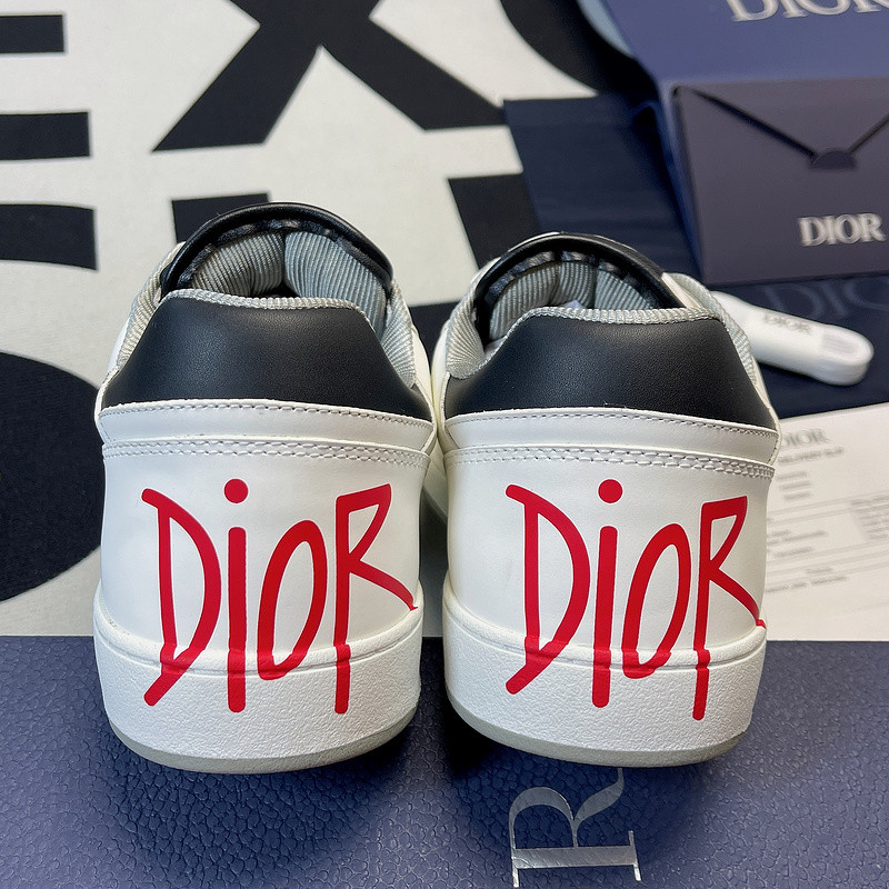 dio* sneaker