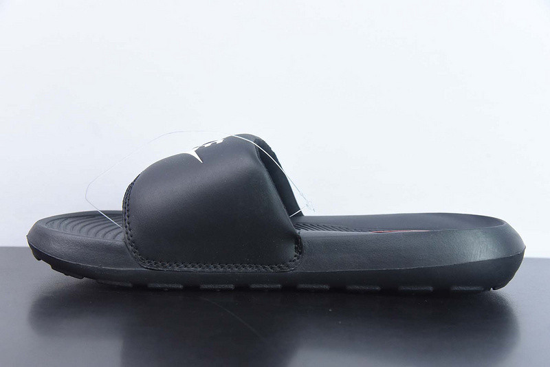 nike sandals