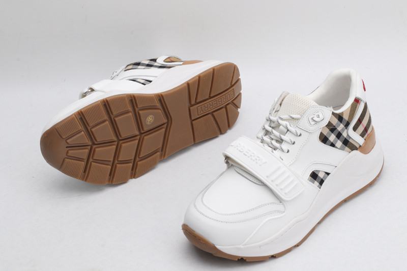 B**rry sneaker