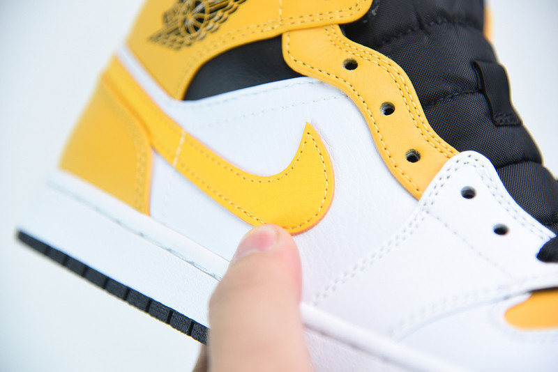 air jordan 1 mid surF**es in 