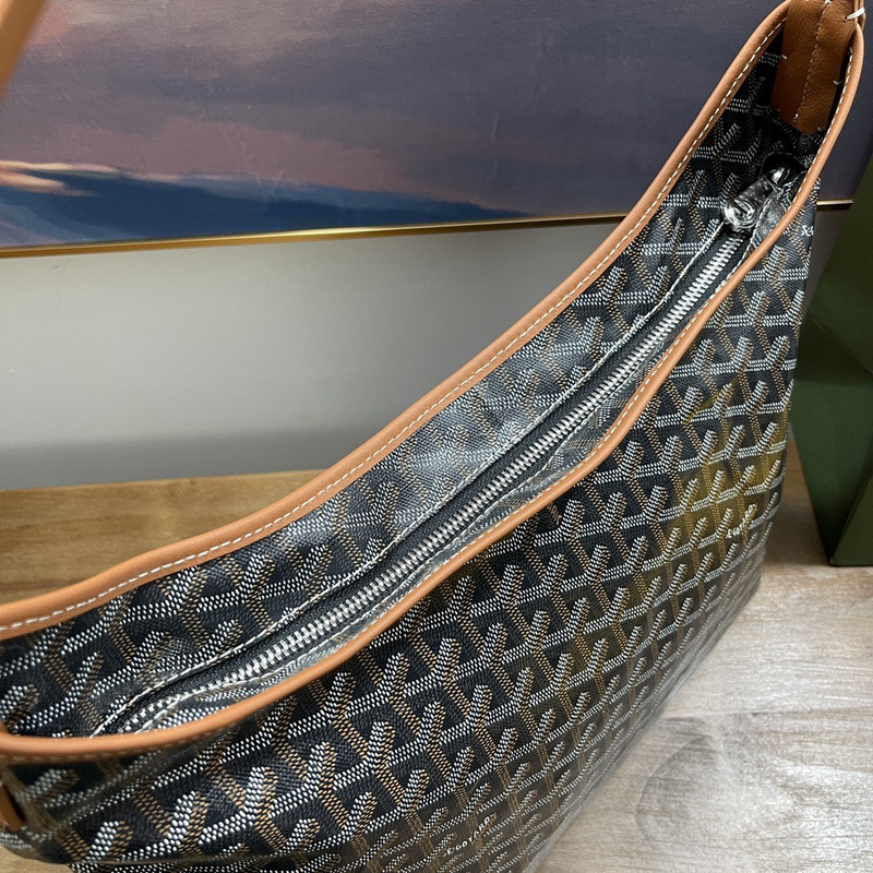 GOYARD PURSE
