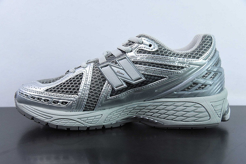 new balance sneaker