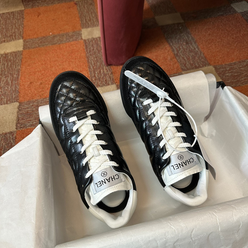 Ch*el sneaker