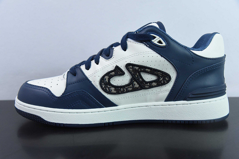 dio* sneaker