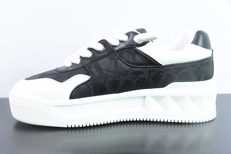 valentino sneaker