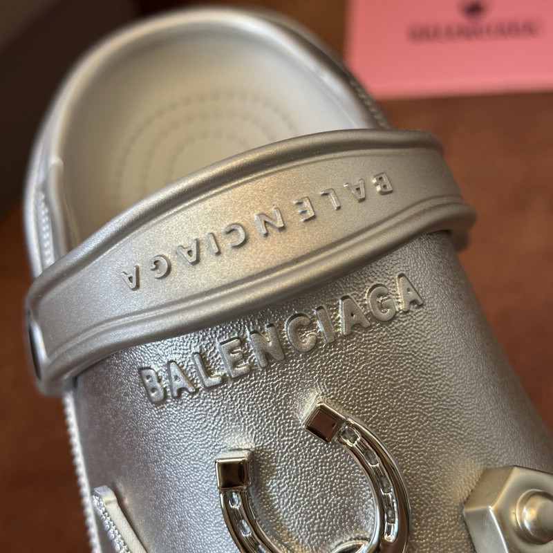 Balenciaga sLIDE