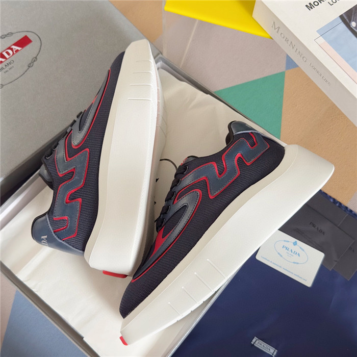 pr sneaker