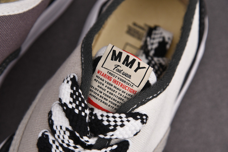 Ma*s*n mihara yasuhiro sneaker